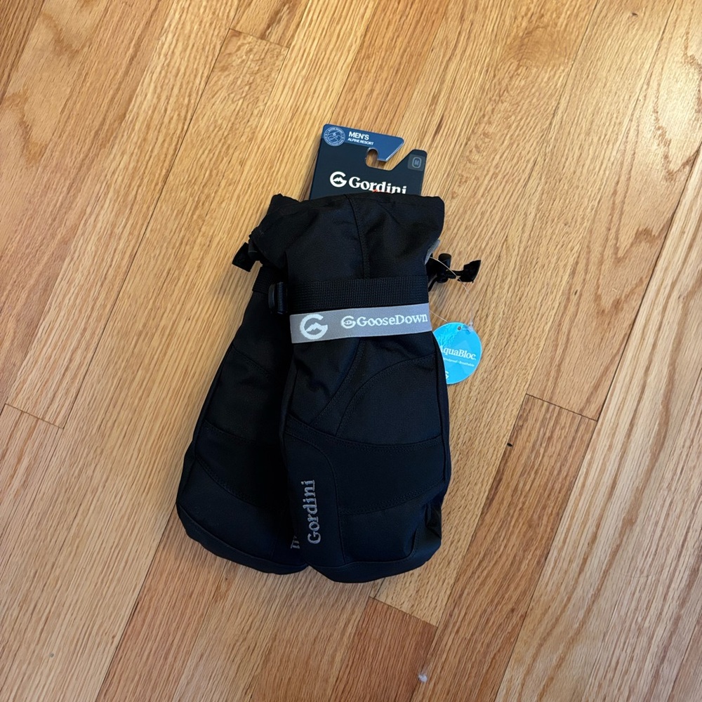 Men’s winter mittens gloves